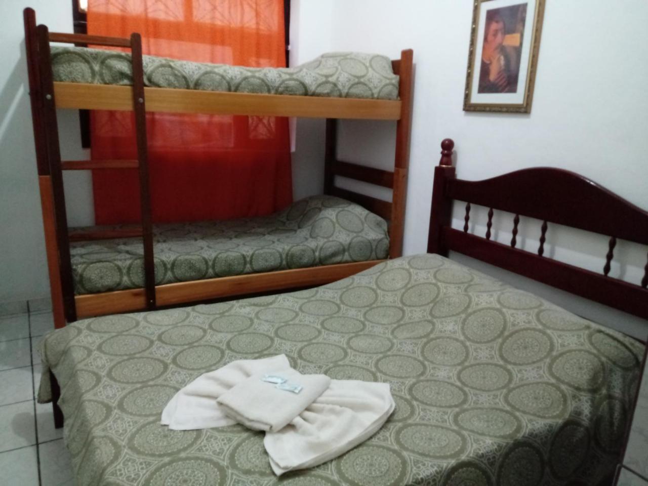 Hotel Madrid Mendes Eksteriør billede